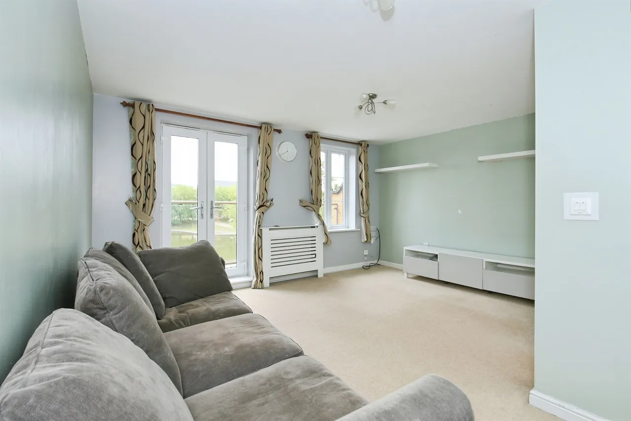 Spring Avenue, Hampton Vale, Peterborough, photo 7