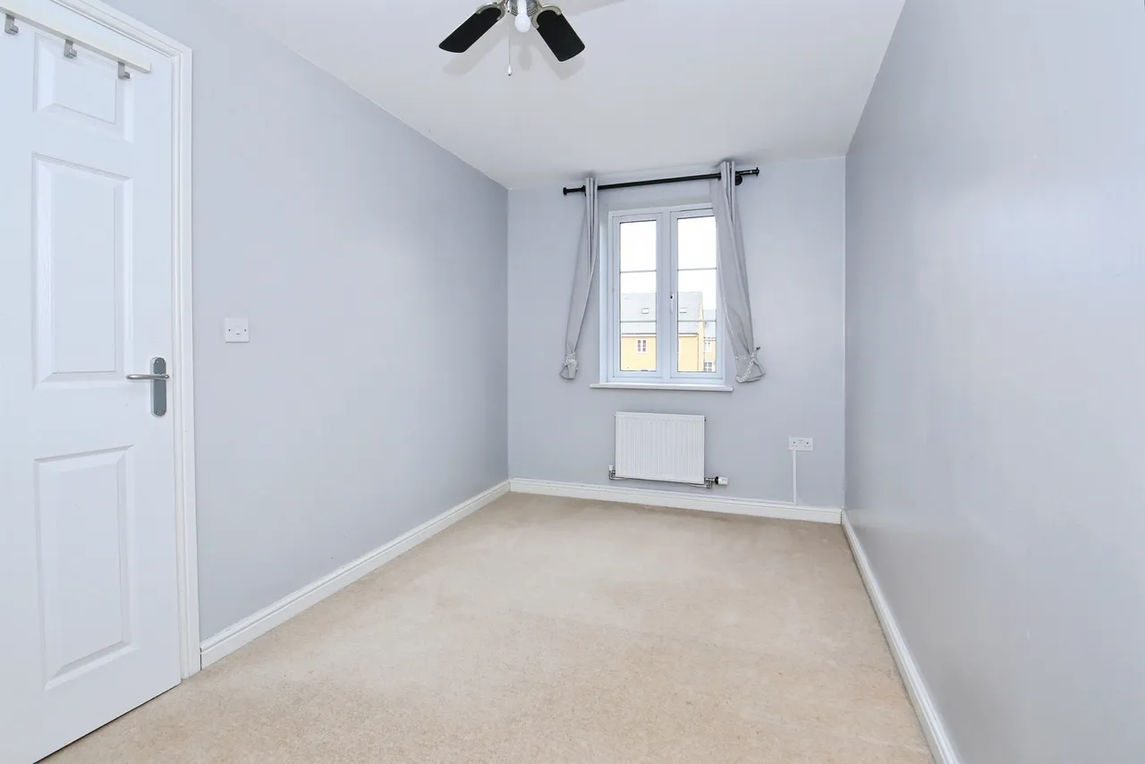 Spring Avenue, Hampton Vale, Peterborough, photo 10