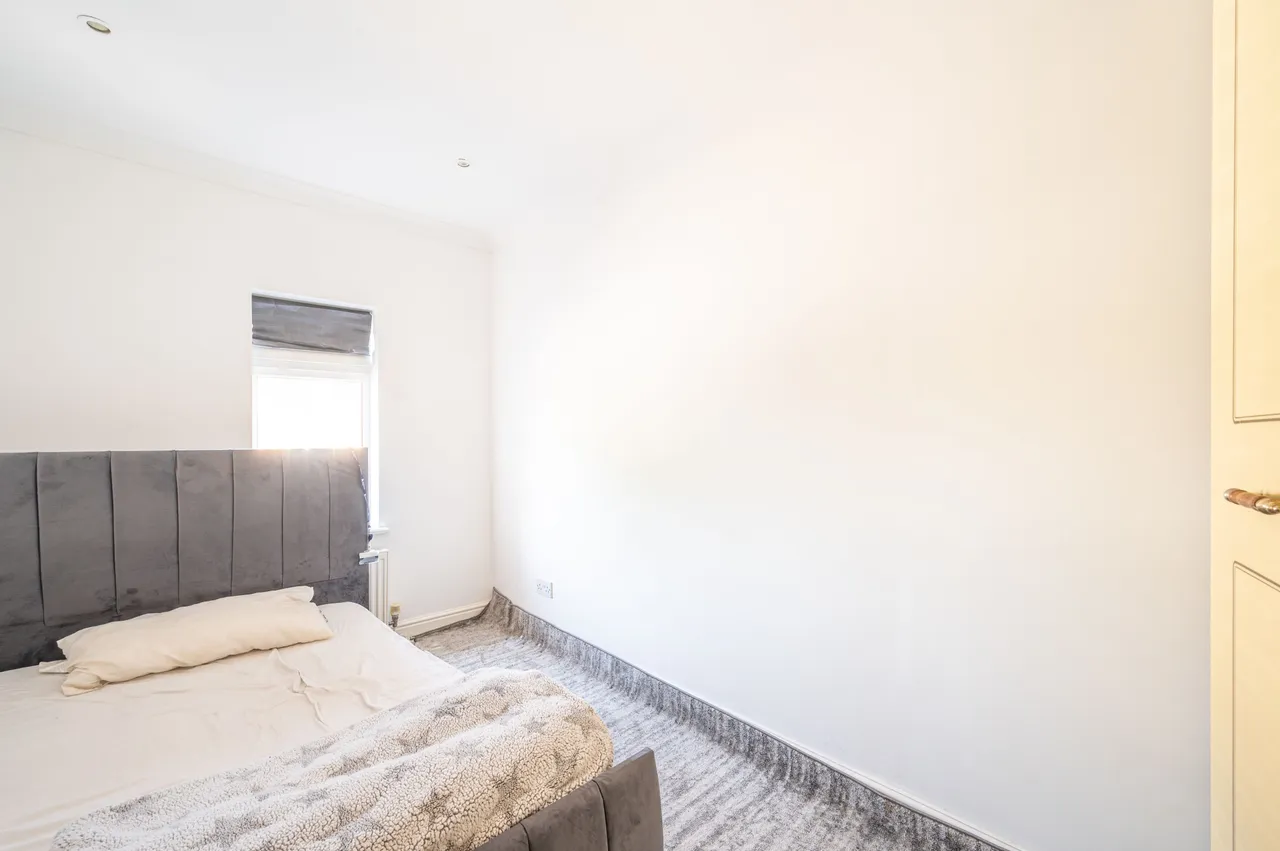 21 High Street, Borehamwood, photo 10