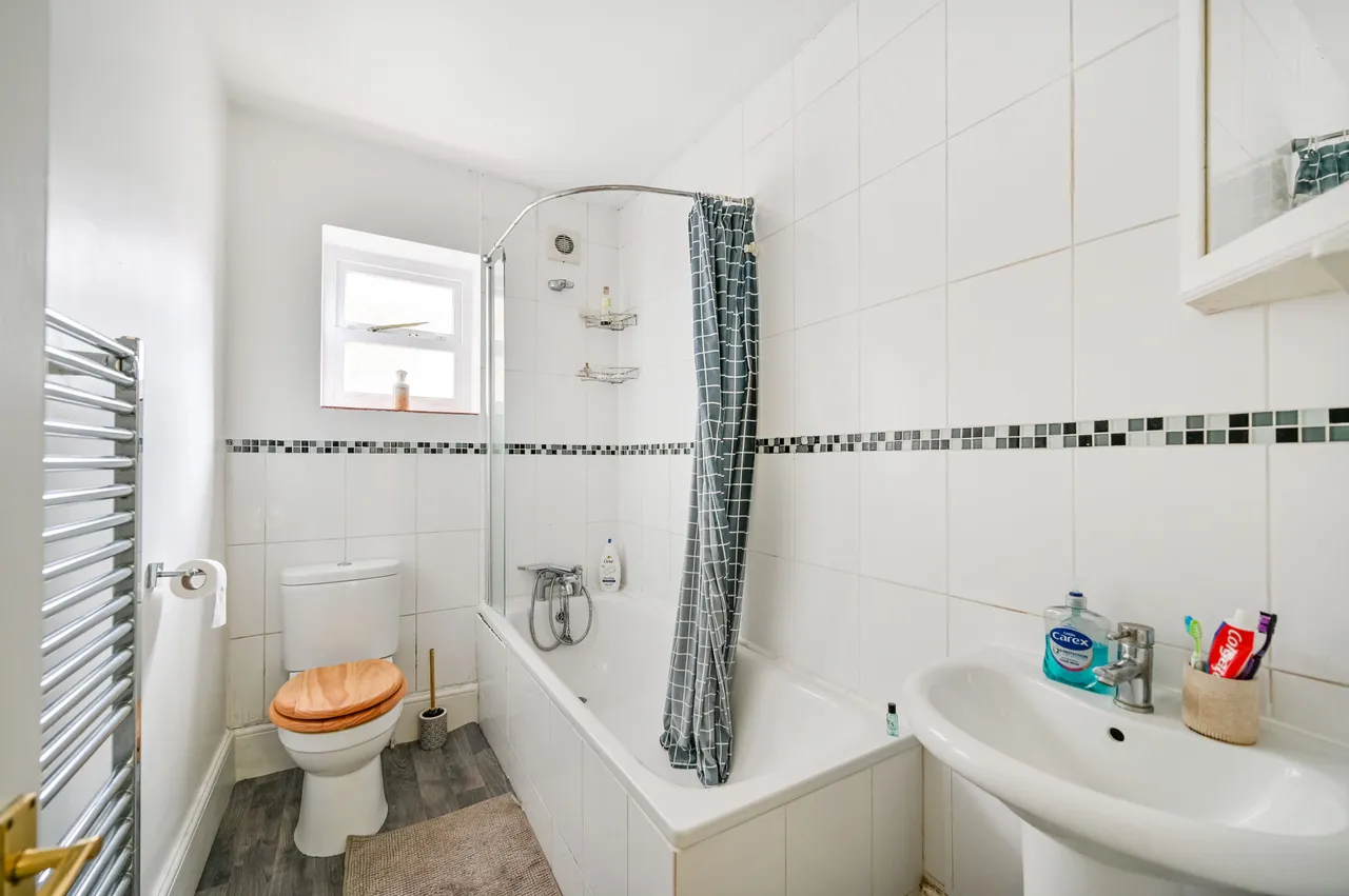 Flat 4, 23 Kingston Hill, Kingston upon Thames, photo 5