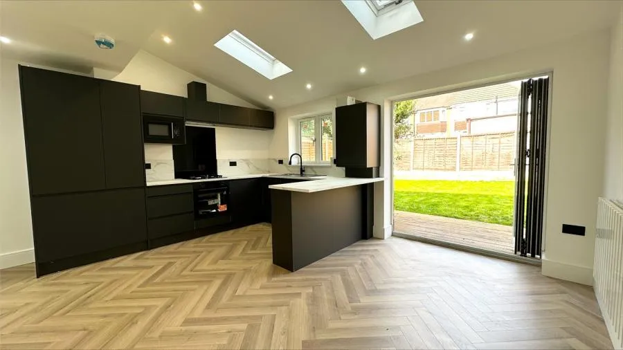 Troy Grove, Kings Heath, B14, photo 2