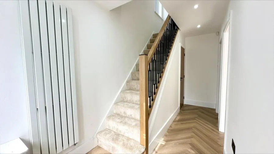 Troy Grove, Kings Heath, B14, photo 3