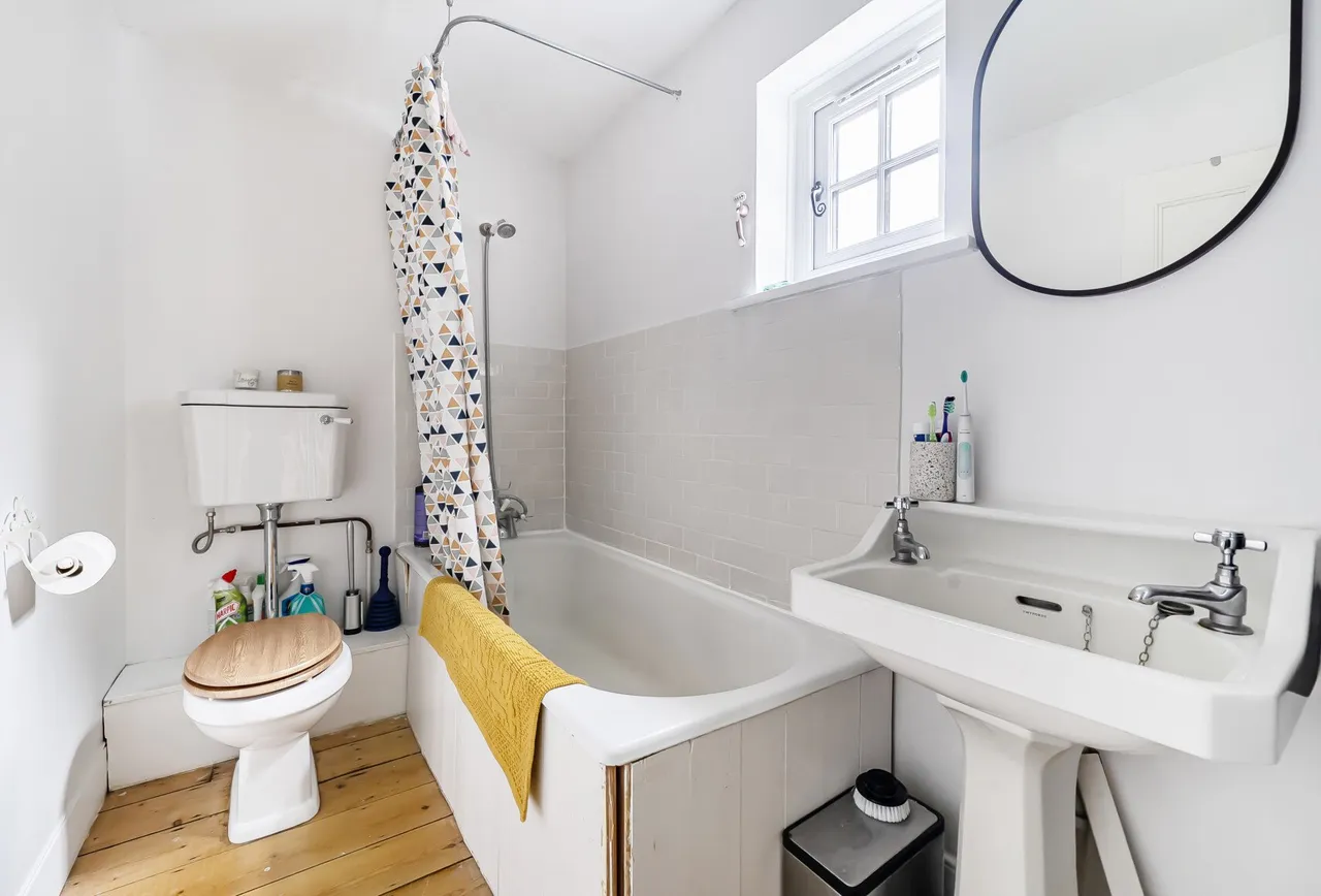 Western Terrace, Gloucestershire, Brimscombe, GL5 2QT, photo 17