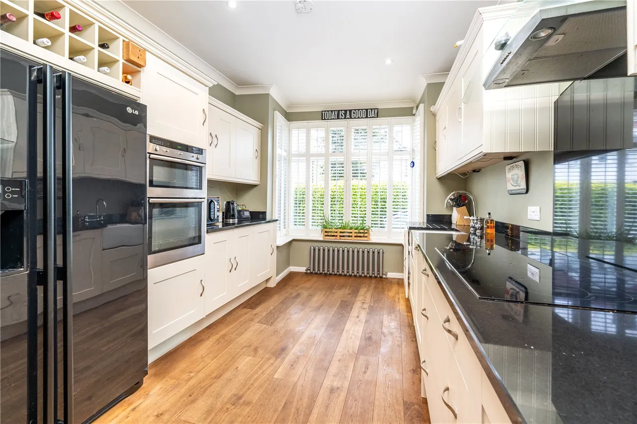 Percy Road, Hampton, TW12 2HW, photo 4