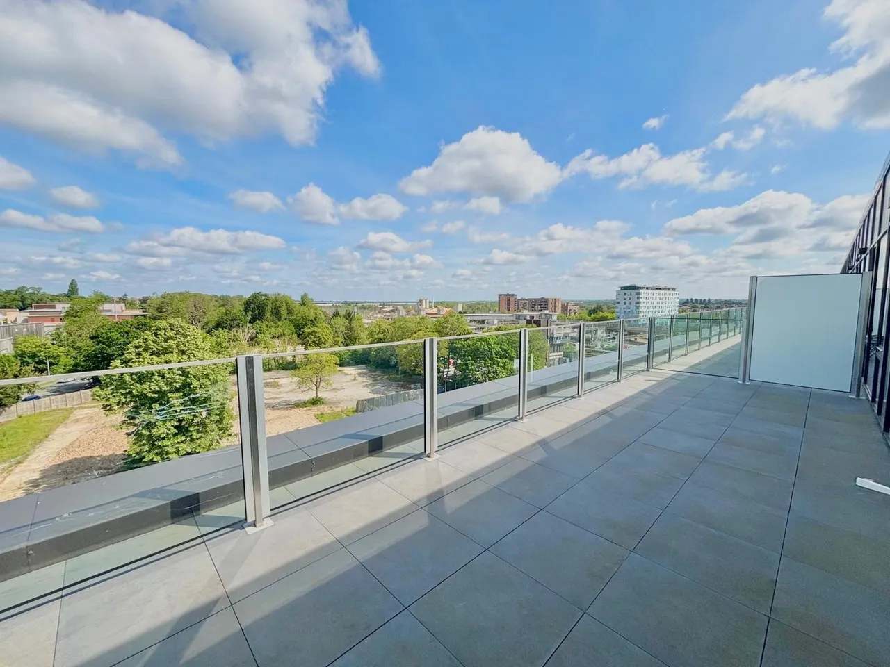 Buckingham Road, Bletchley, Milton Keynes, Buckinghamshire, MK3, photo 4