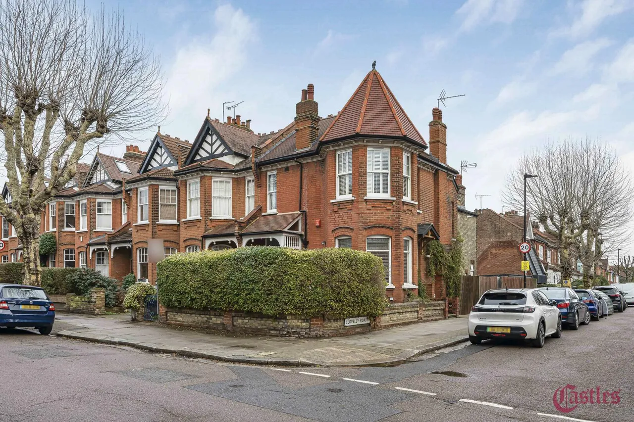 2 bed property for sale, Park Avenue North, N8