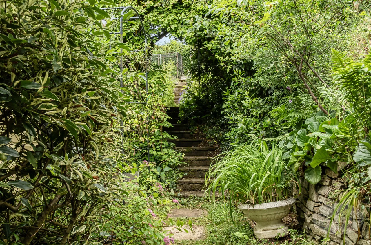Eashing Lane, Godalming, GU7, photo 25