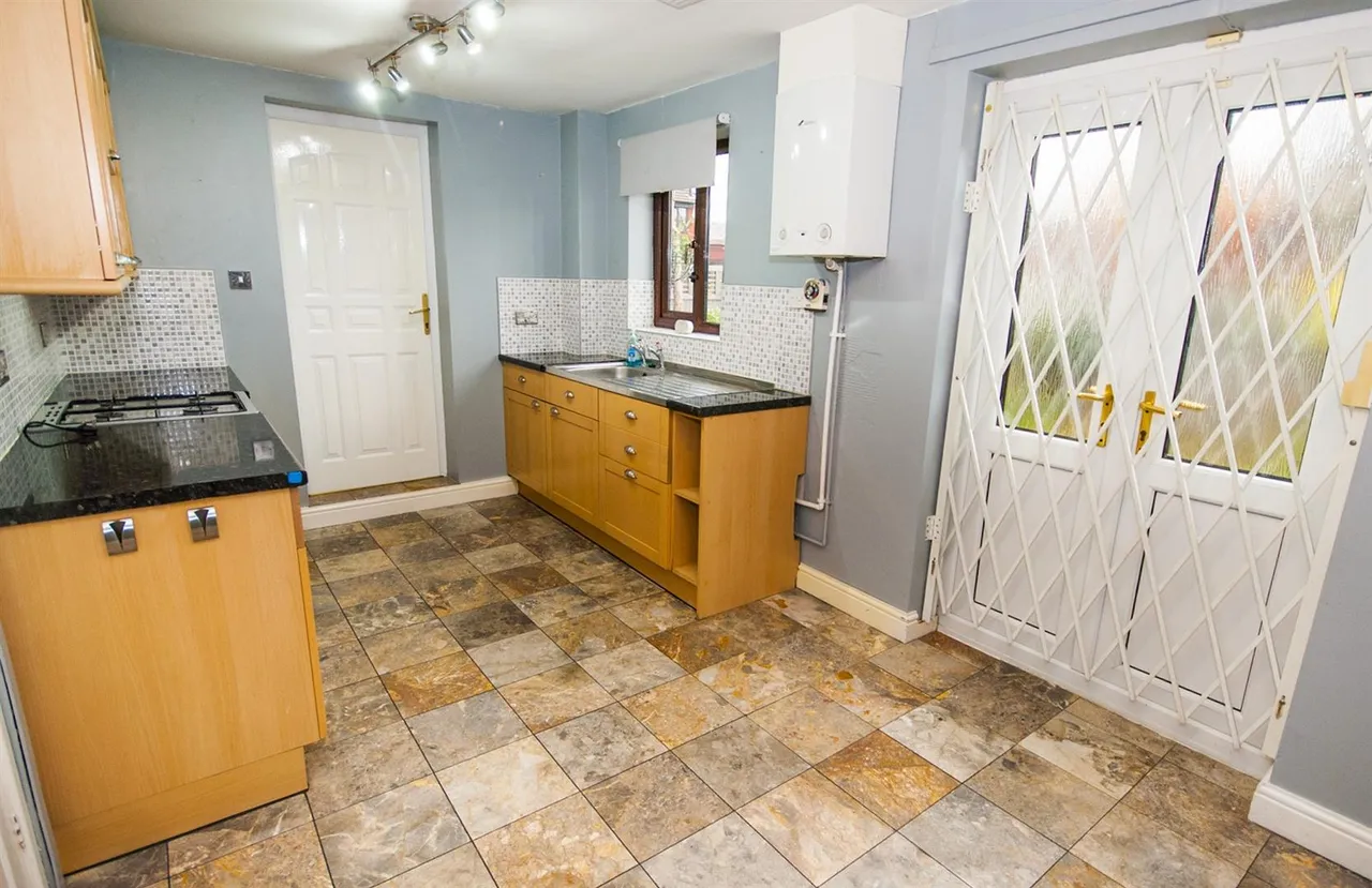 Pine Street South, Bury, Lancashire, BL9 7BU, photo 5