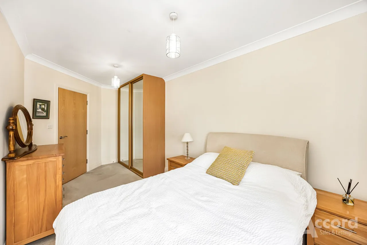 St. Marys Lane, Upminster, RM14, photo 24