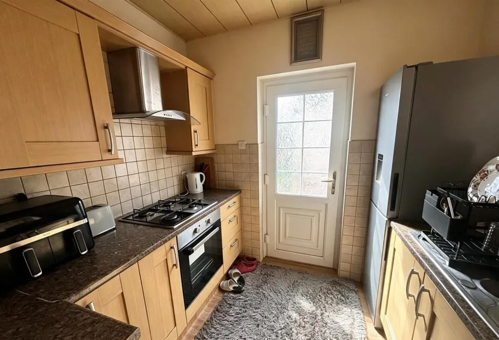 Greenhill Avenue, Rochdale, OL12, photo 9
