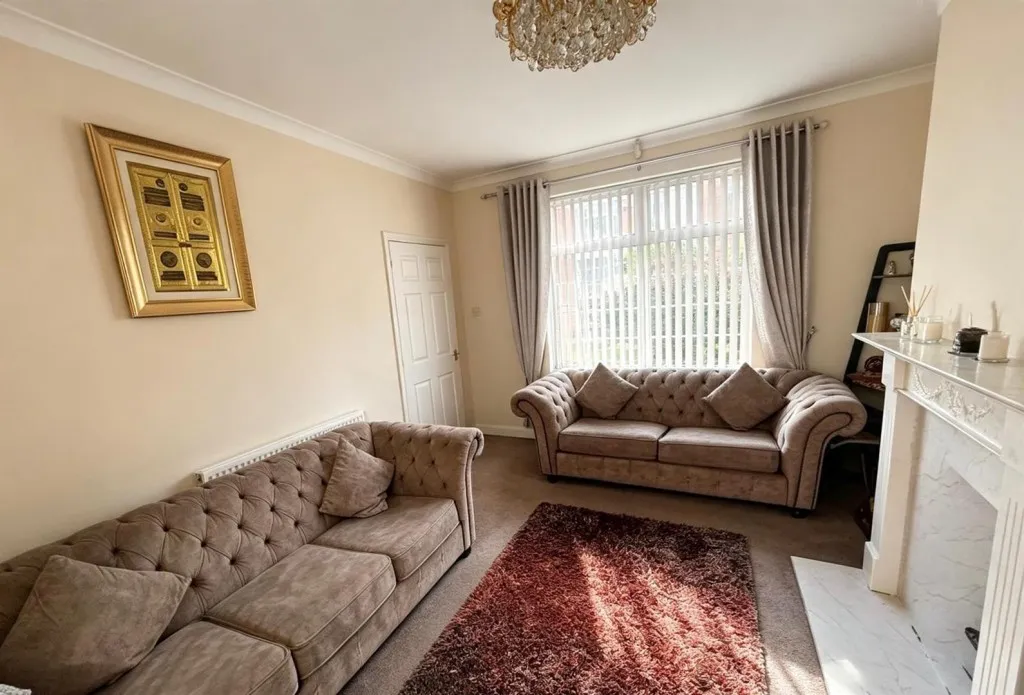 Greenhill Avenue, Rochdale, OL12, photo 3