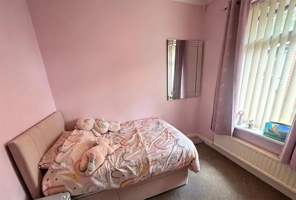 Greenhill Avenue, Rochdale, OL12, photo 10