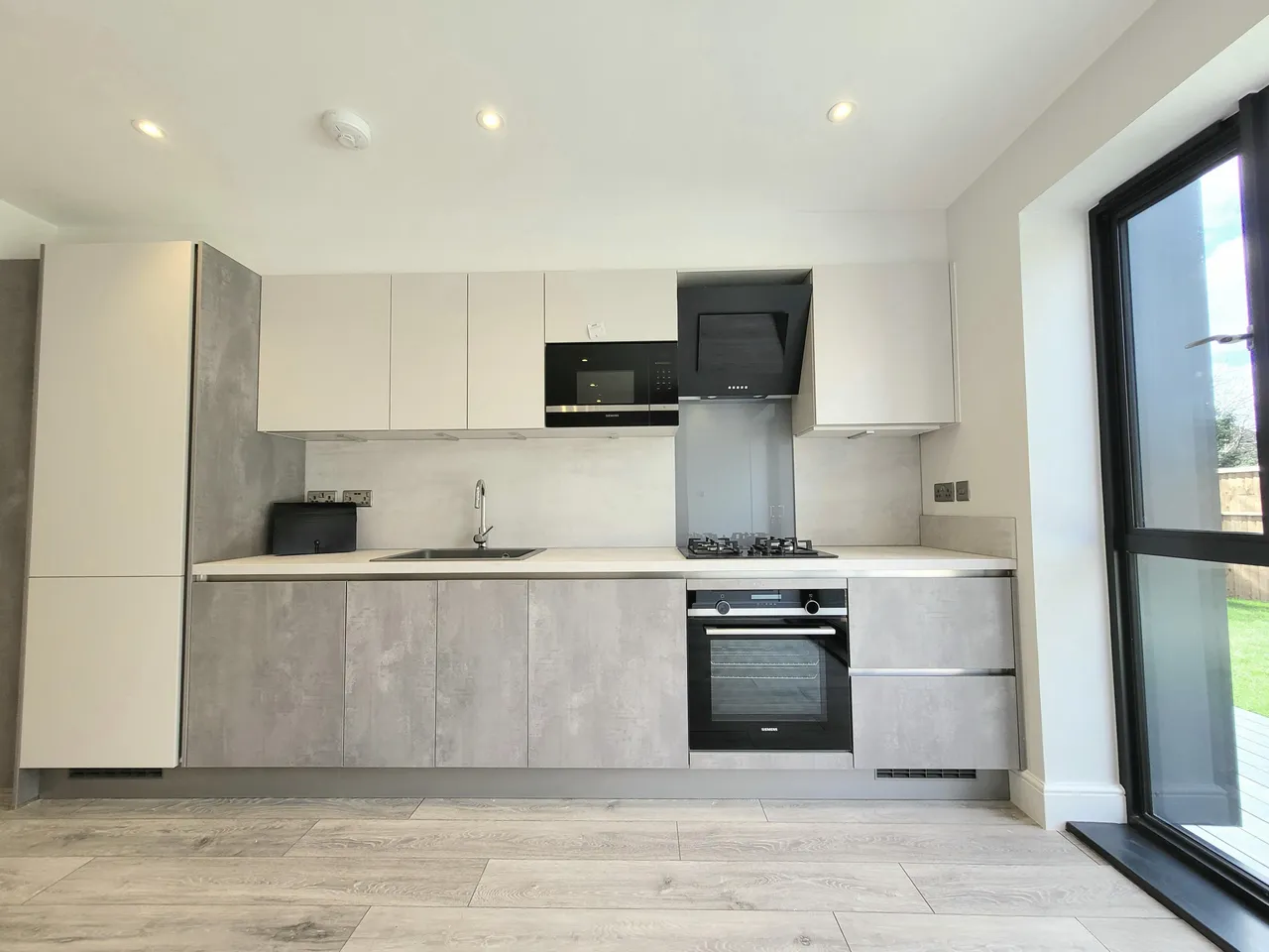 Oxhey Road, Watford, WD19, photo 3