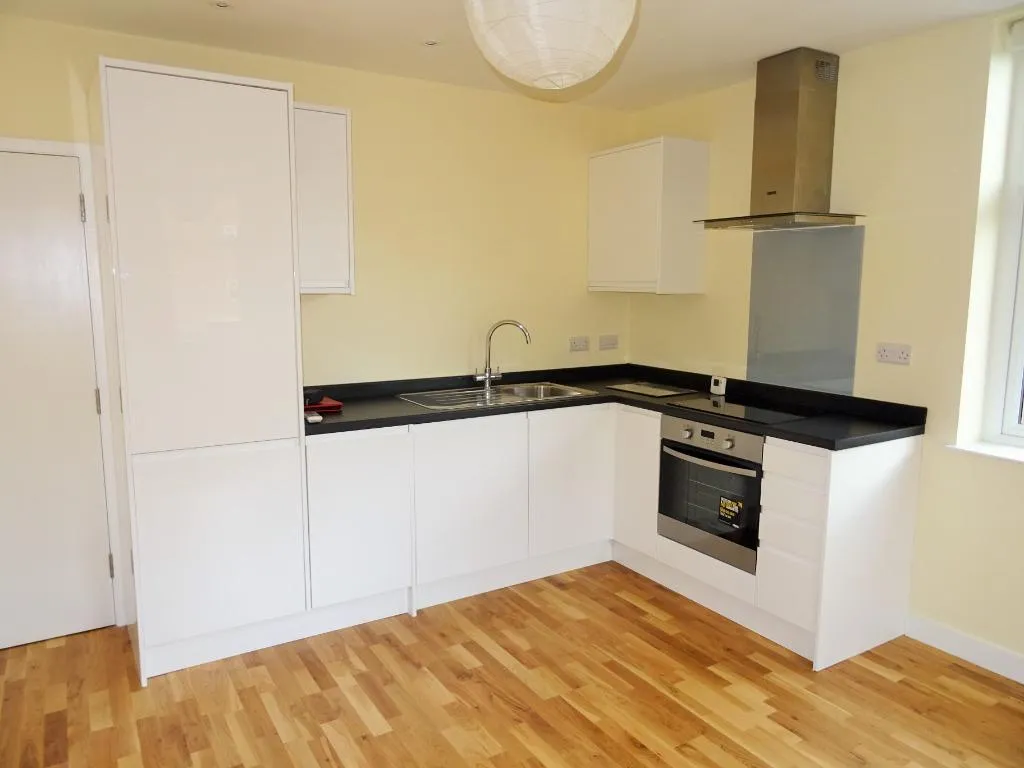 Heath Square, Haywards Heath, RH16, photo 4