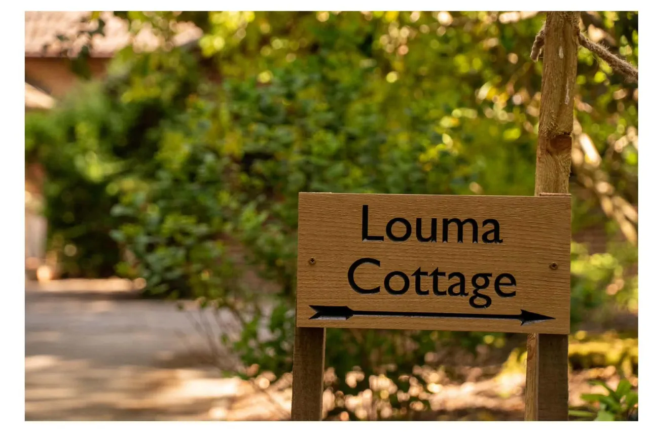 Louma Cottage, Hollybush Ride, Finchampstead, RG40 3QR, photo 7