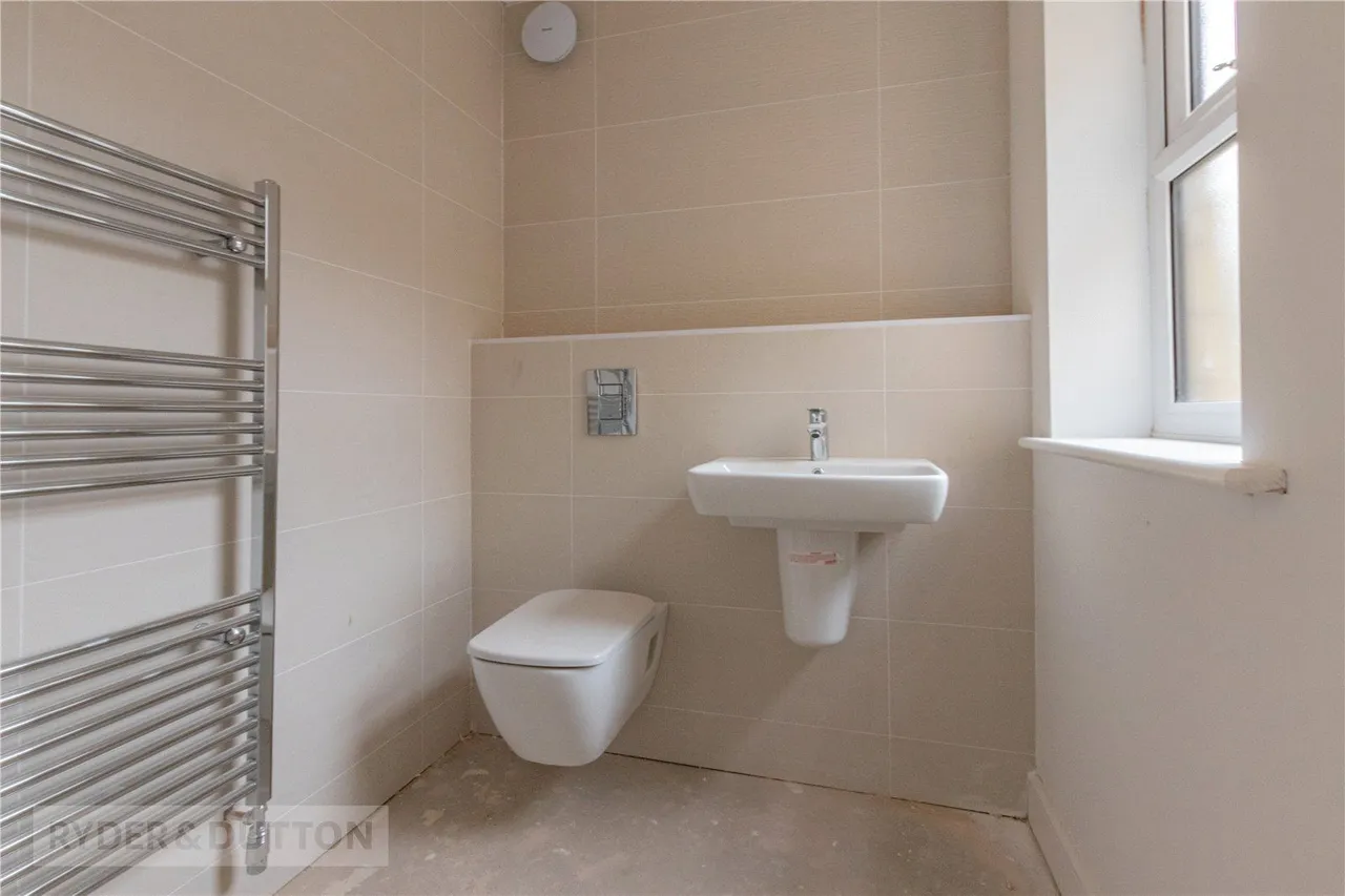 Knowls Lane, Oldham, OL4, photo 12