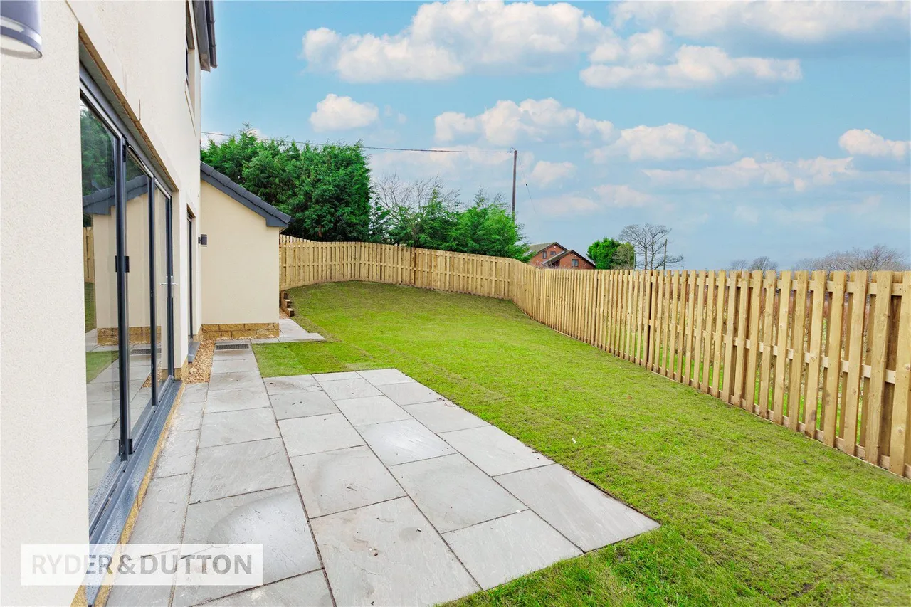 Knowls Lane, Oldham, OL4, photo 13
