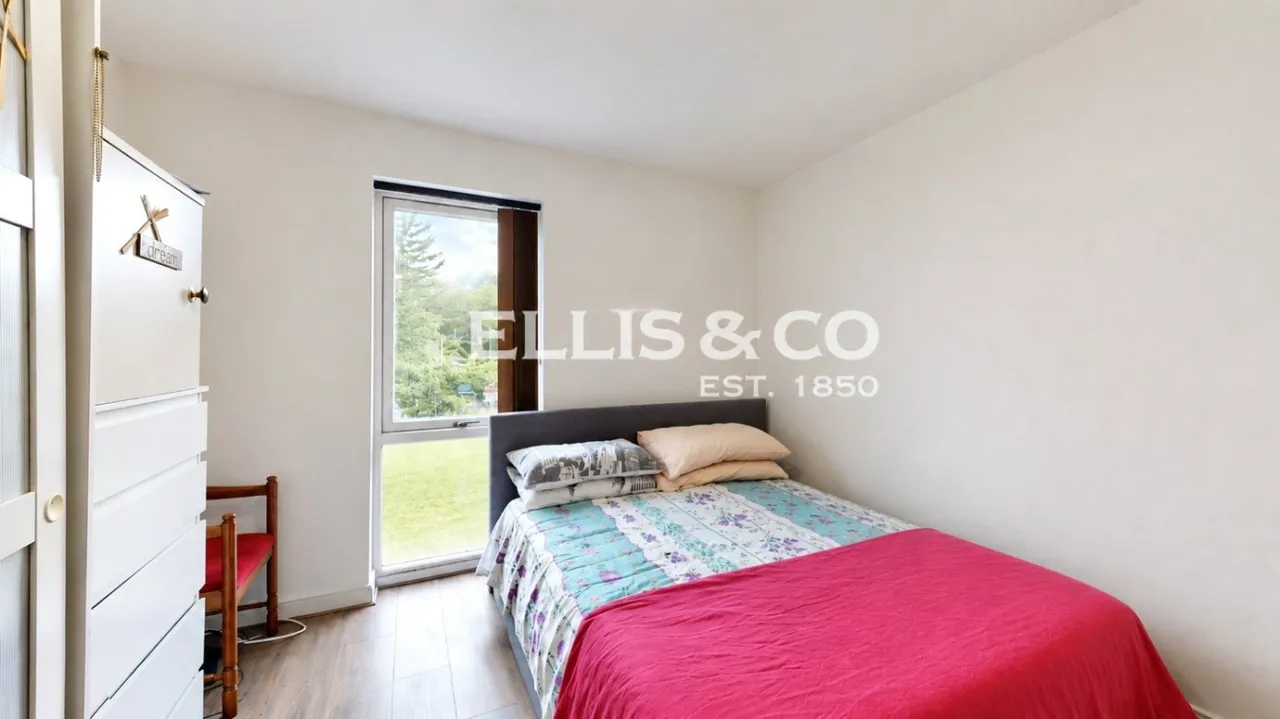 King George Crescent, Wembley, HA0, photo 6