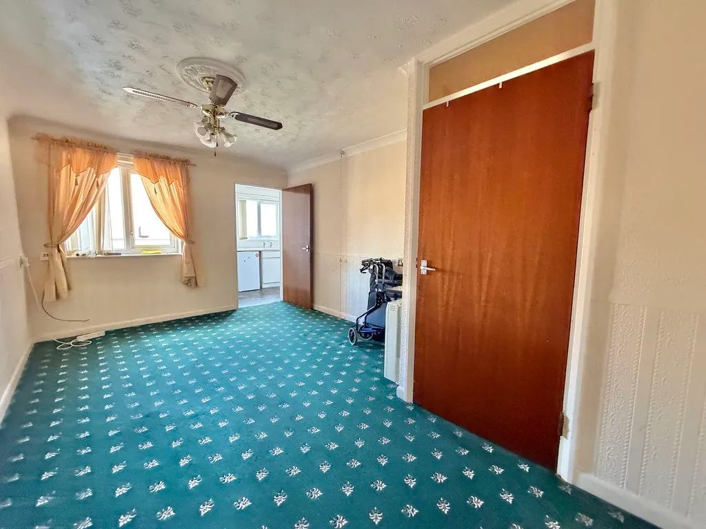 St Annes Court, Kingstanding, B44, photo 2