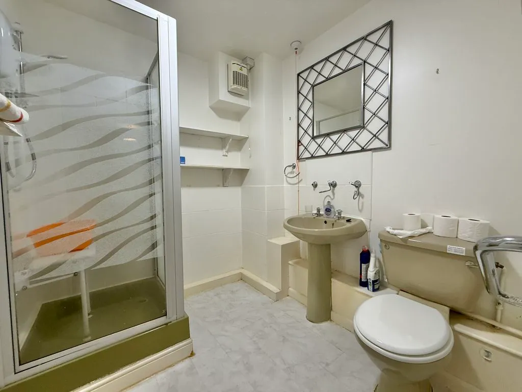 St Annes Court, Kingstanding, B44, photo 8