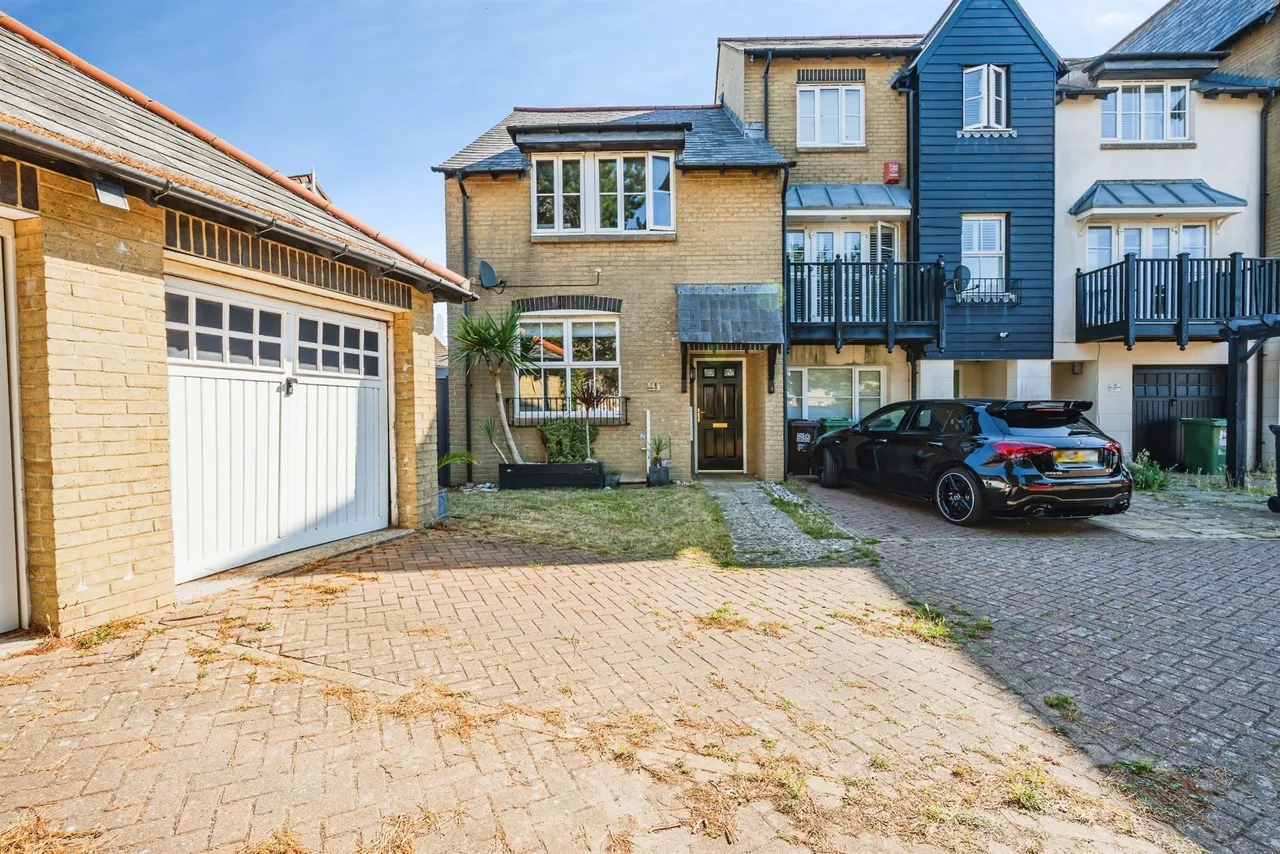 Admiralty Crescent, Eastbourne, BN23, photo 20