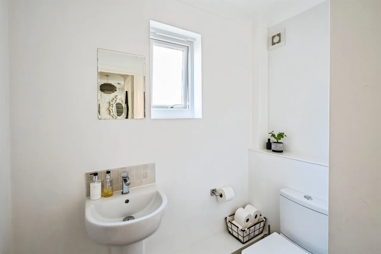 Admiralty Crescent, Eastbourne, BN23, photo 36