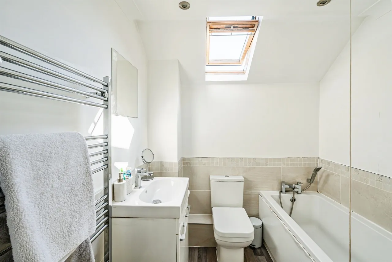 Admiralty Crescent, Eastbourne, BN23, photo 45