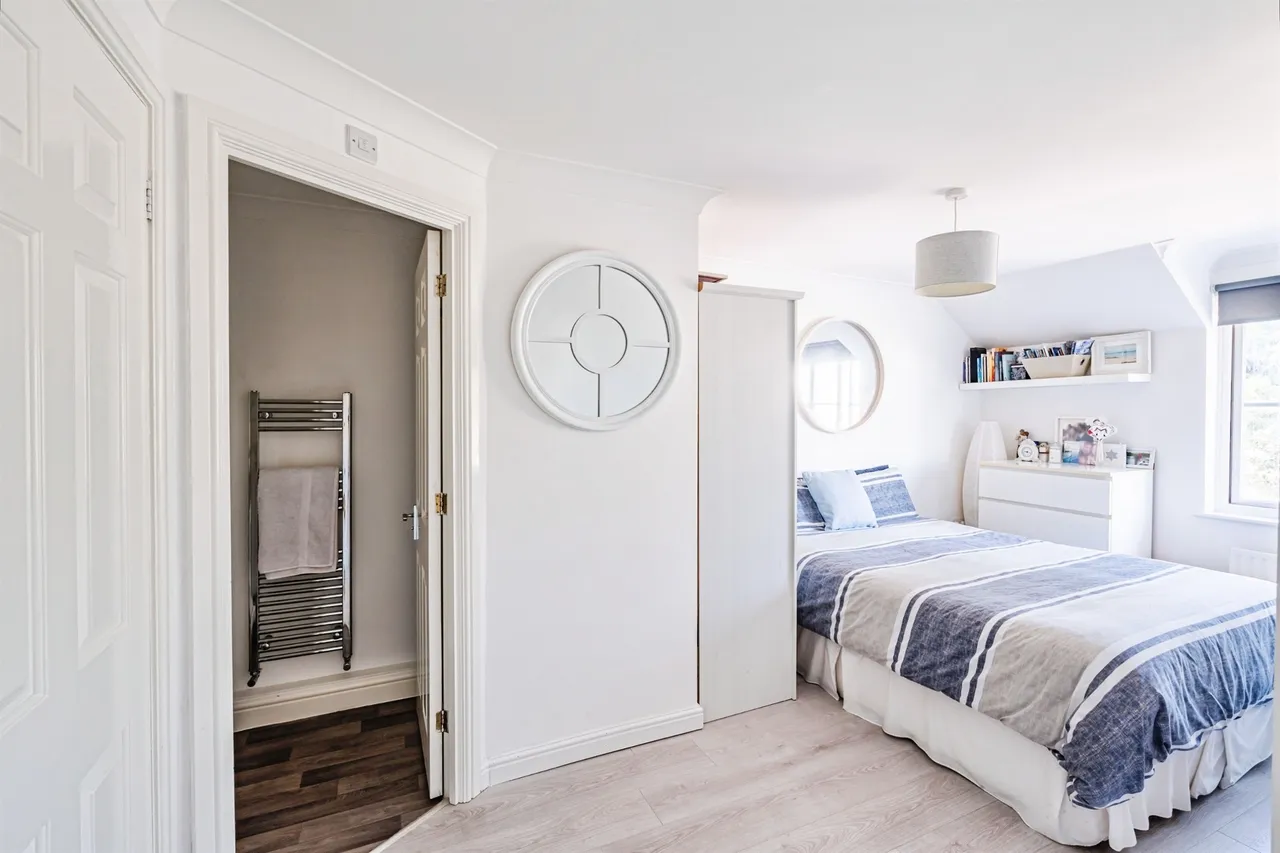 Admiralty Crescent, Eastbourne, BN23, photo 51