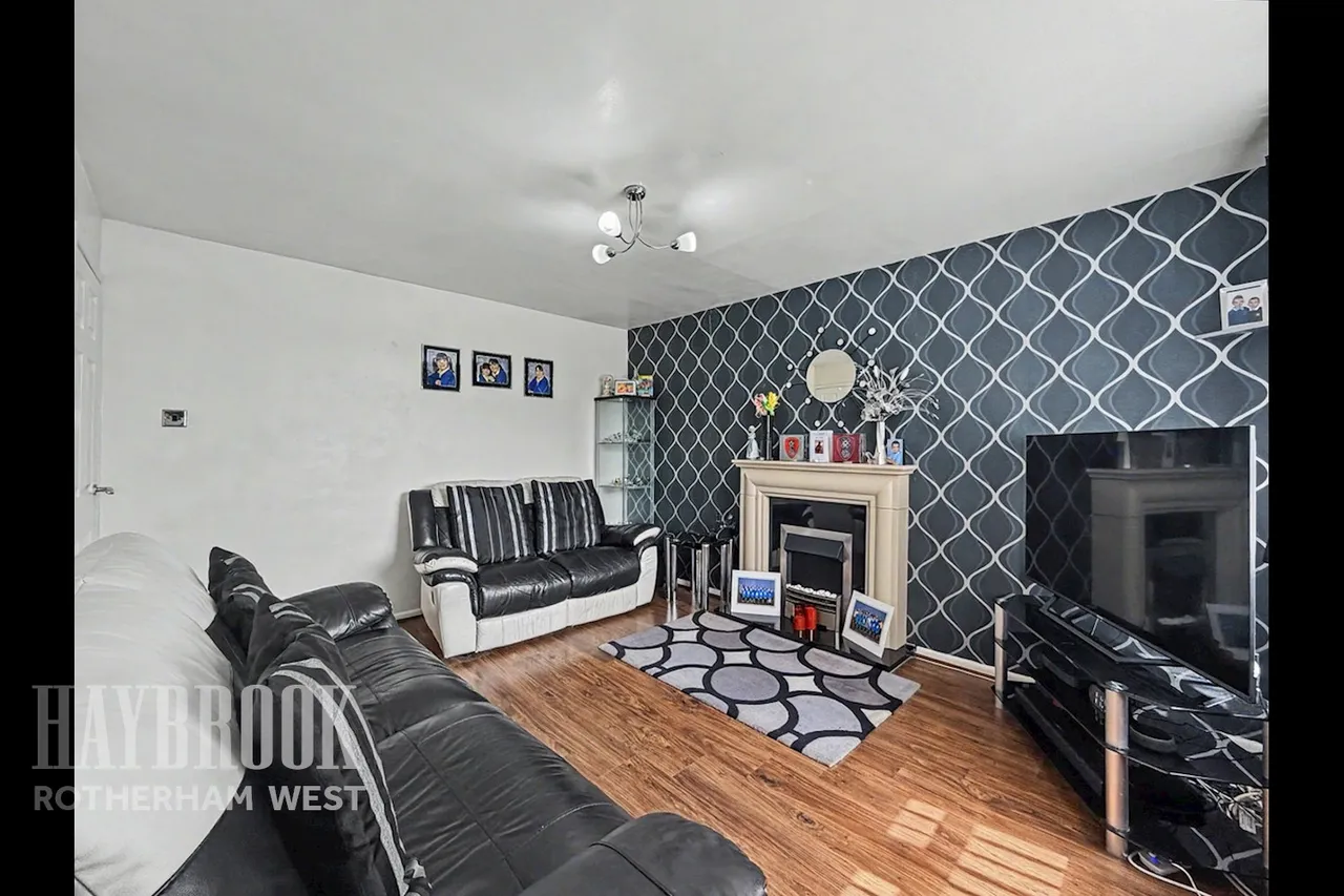 Bradgate Court, Rotherham, photo 4