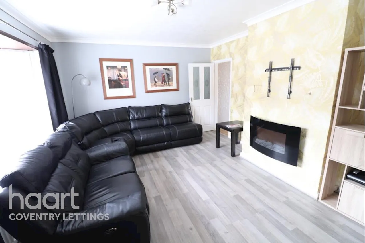 Off Broad Lane, CV4, photo 3