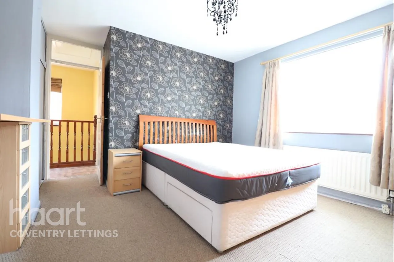 Off Broad Lane, CV4, photo 10