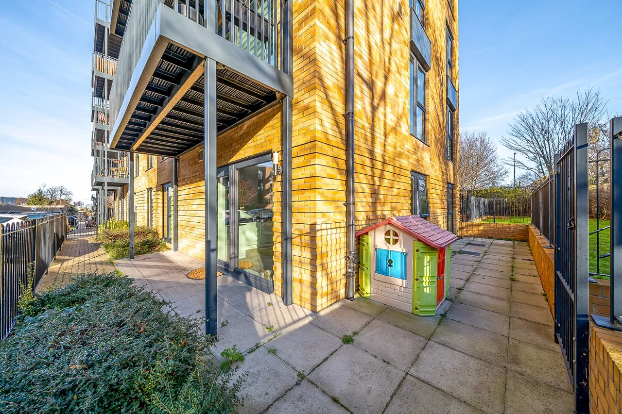 Cassidy House, Bowen Drive, SE7, photo 8