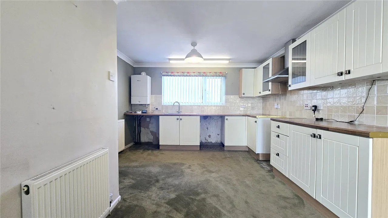Lon Gardener, Valley, LL65, photo 5