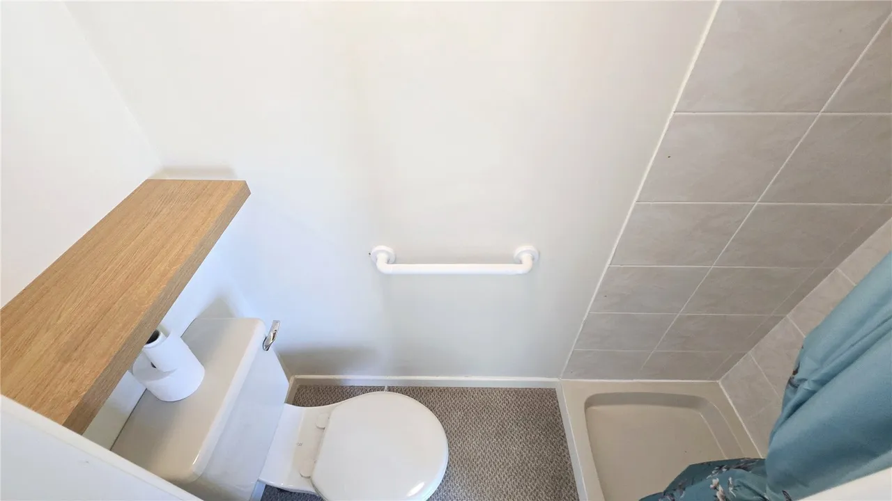 Lon Gardener, Valley, LL65, photo 14