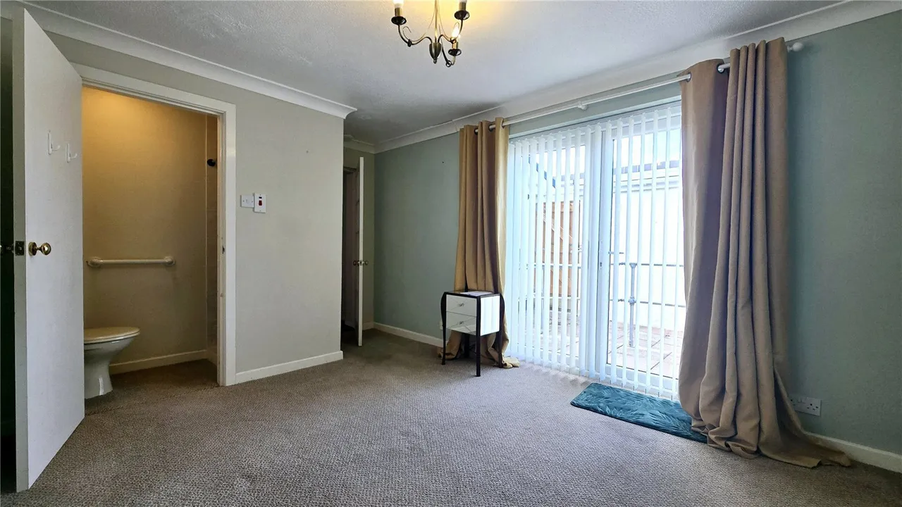 Lon Gardener, Valley, LL65, photo 10