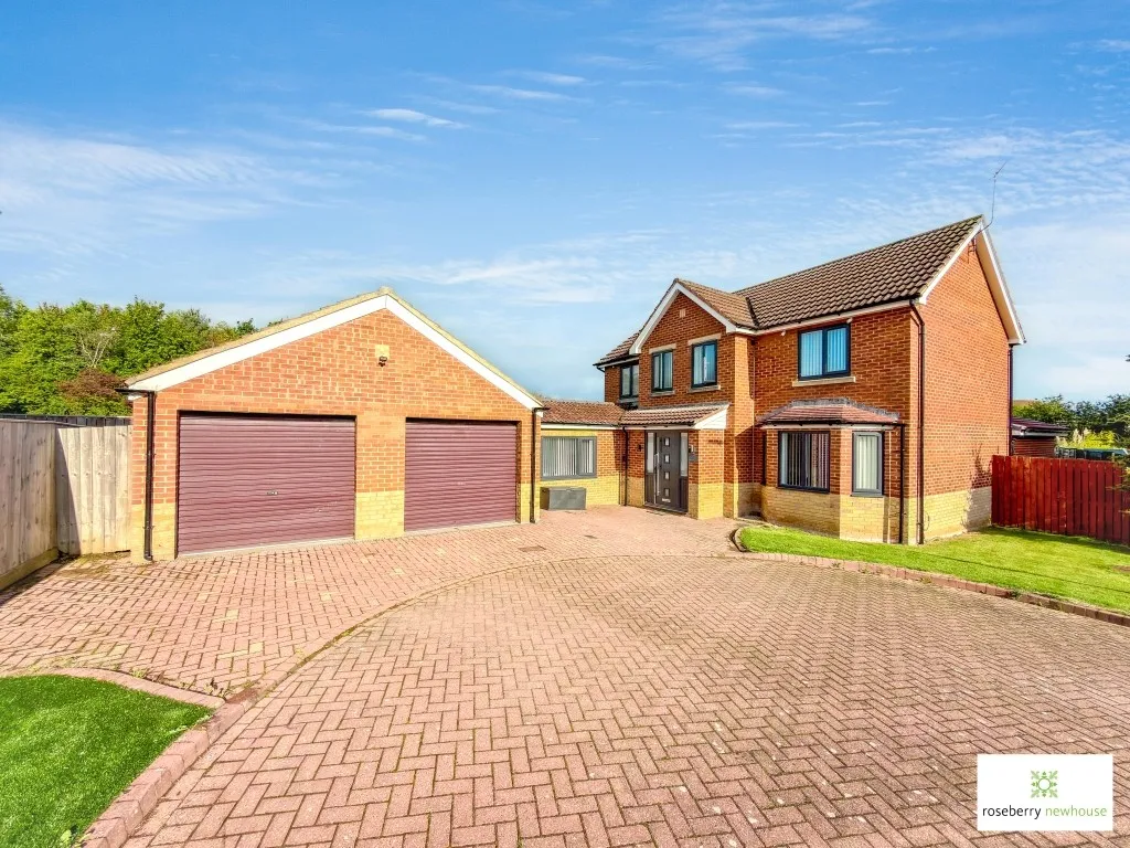St. Davids Grove, Ingleby Barwick, photo 2