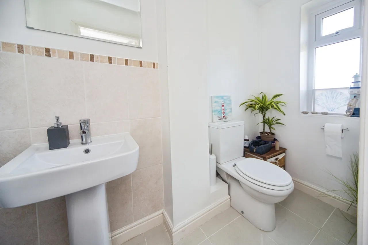 Brooklands, Colwyn Bay, LL29, photo 12