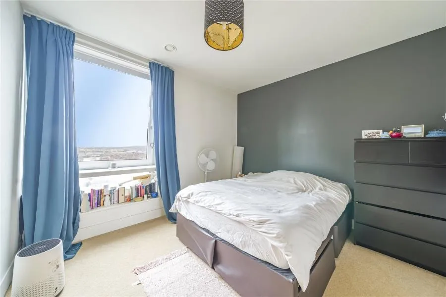 East Ferry Road, London, E14, photo 5