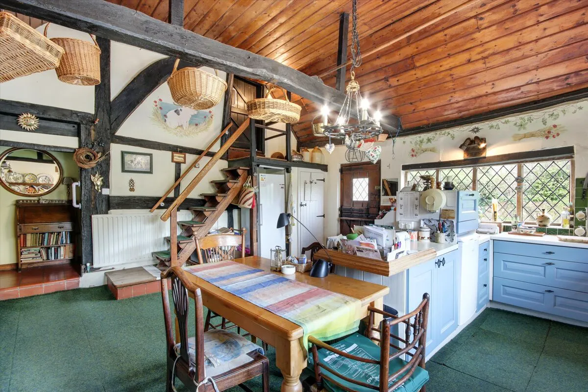 Lydens Lane, Hever, TN8, photo 5