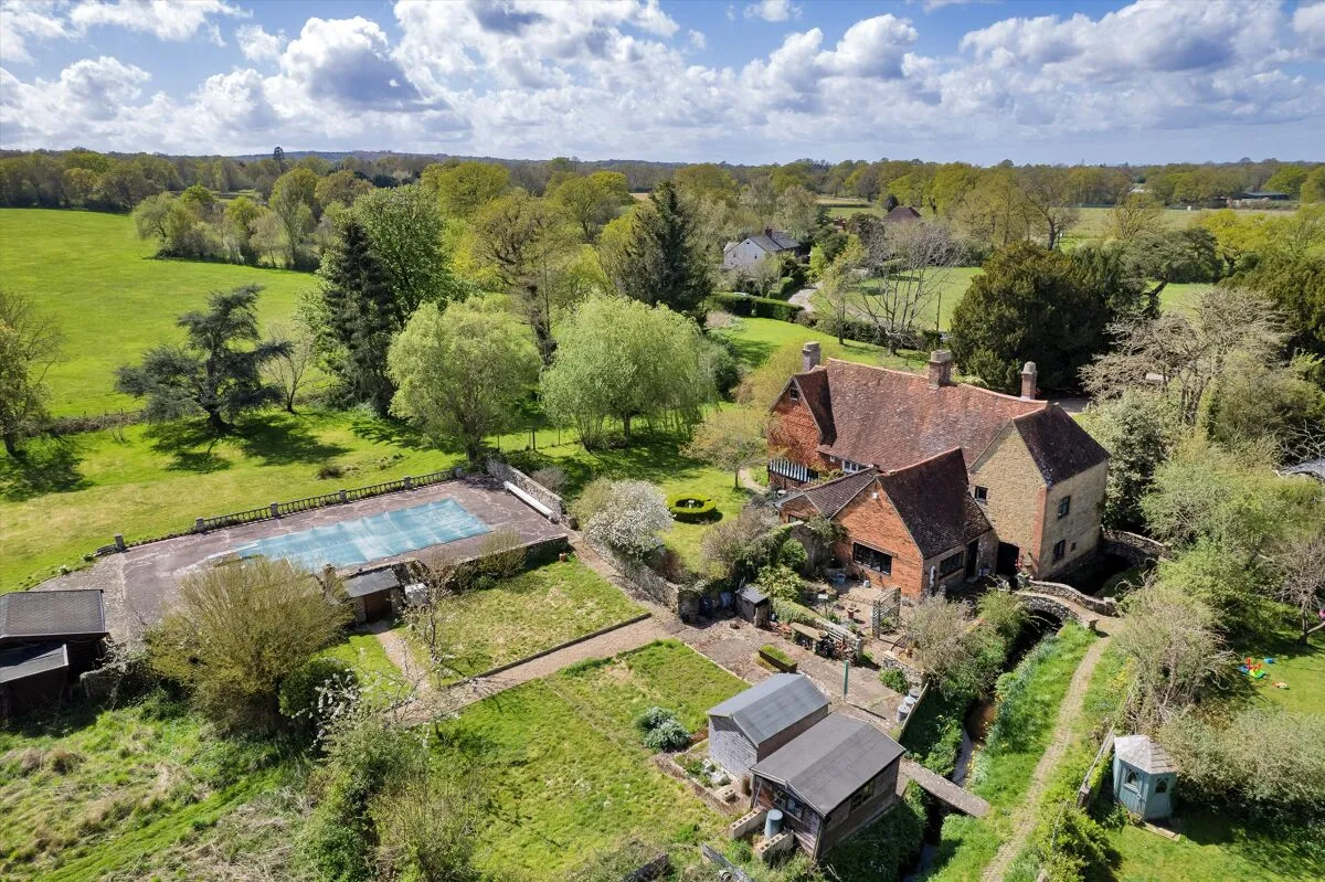 Lydens Lane, Hever, TN8, photo 21