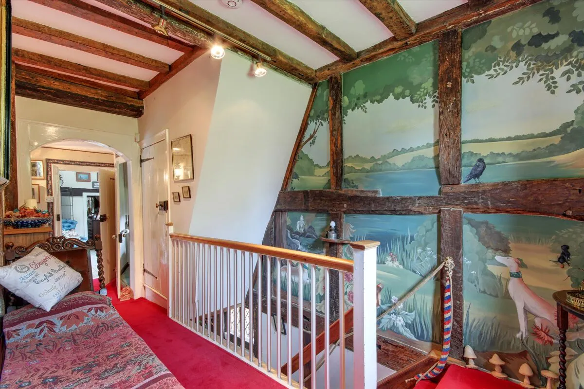 Lydens Lane, Hever, TN8, photo 11
