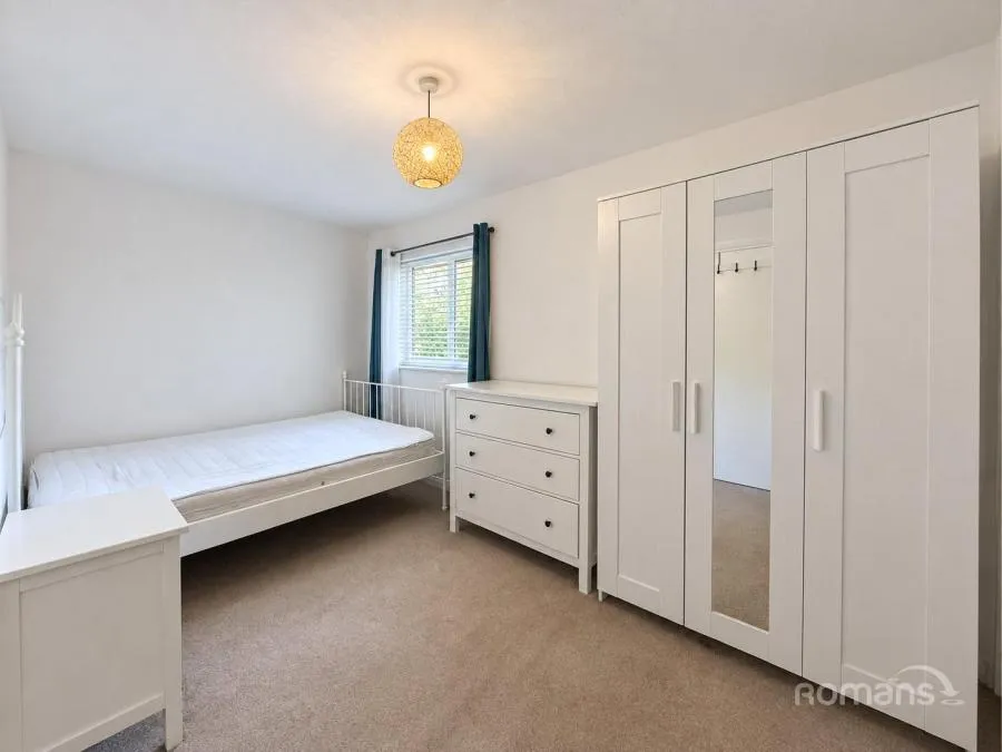 Wokingham Road, Bracknell, RG42, photo 4