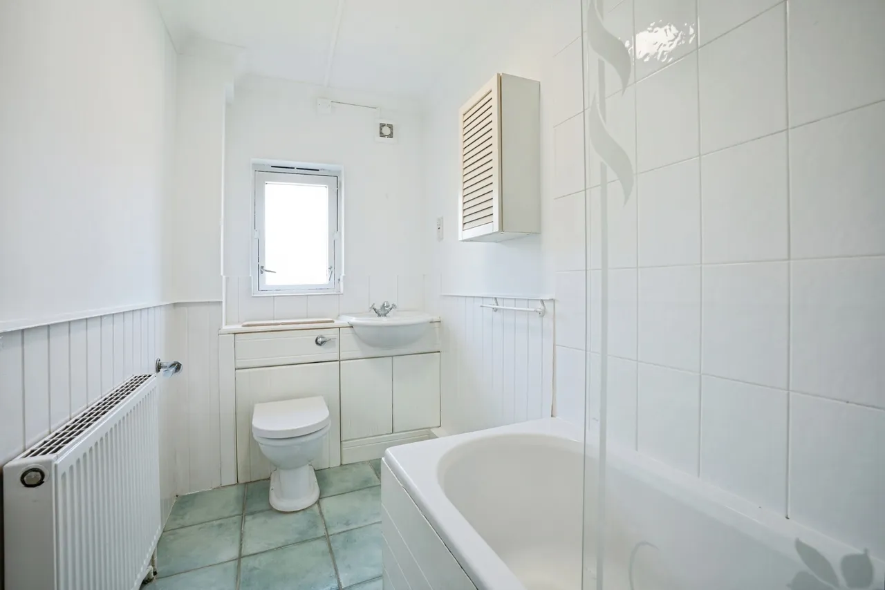Wessex Gardens, Sheffield, S17, photo 12
