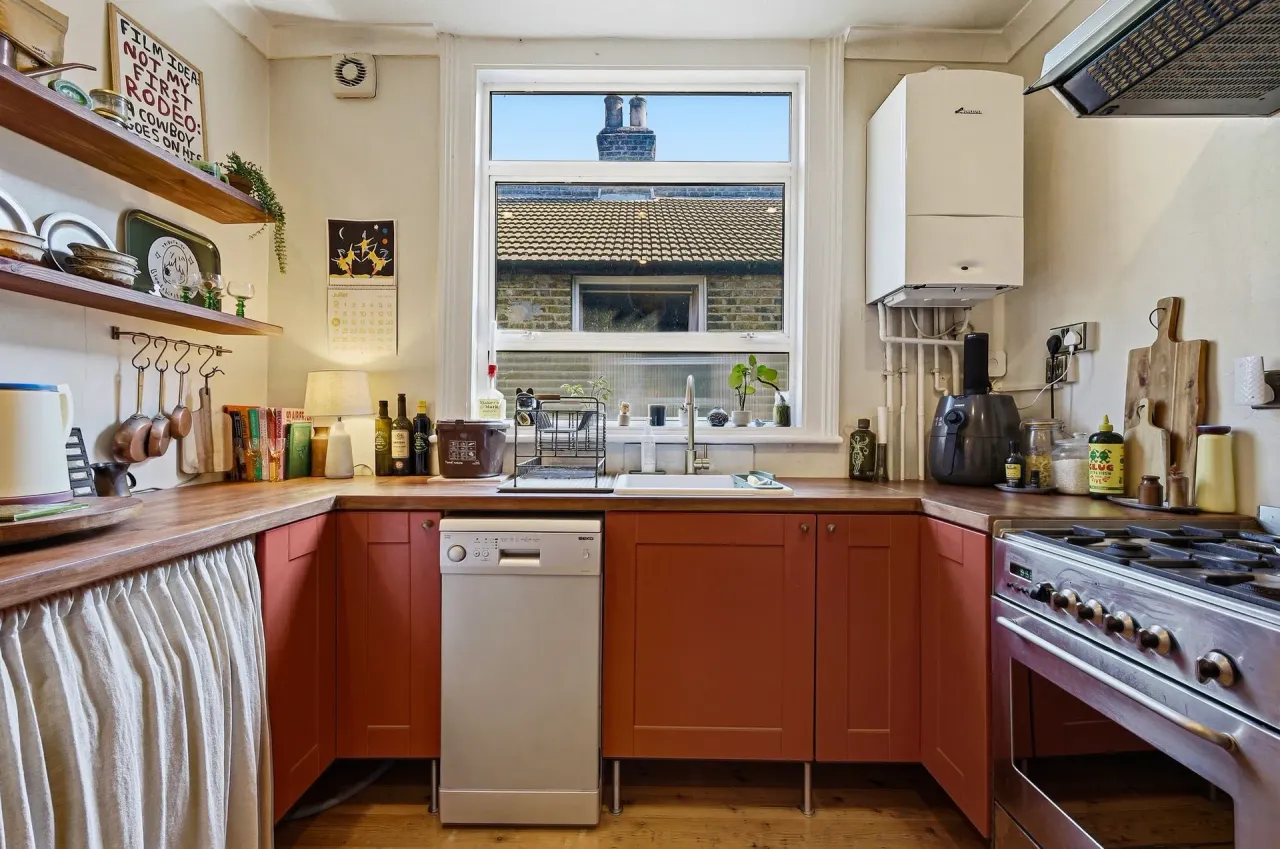Albert Road, Leyton, E10, photo 6