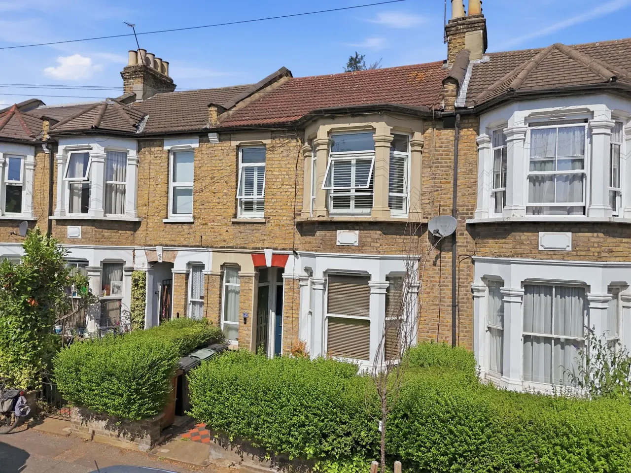 2 bed flat for sale — Albert Road, Leyton, E10