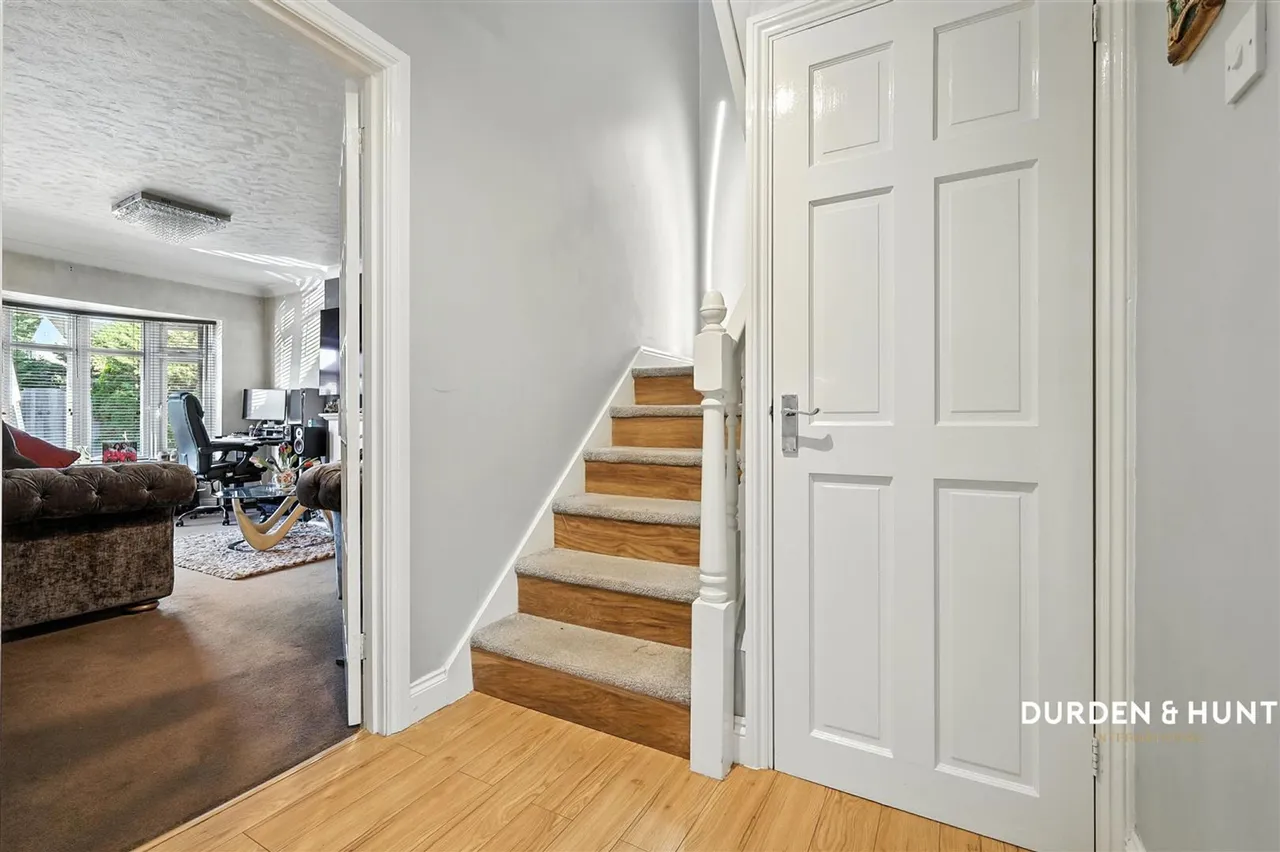Thorncroft, Hornchurch, RM11, photo 11