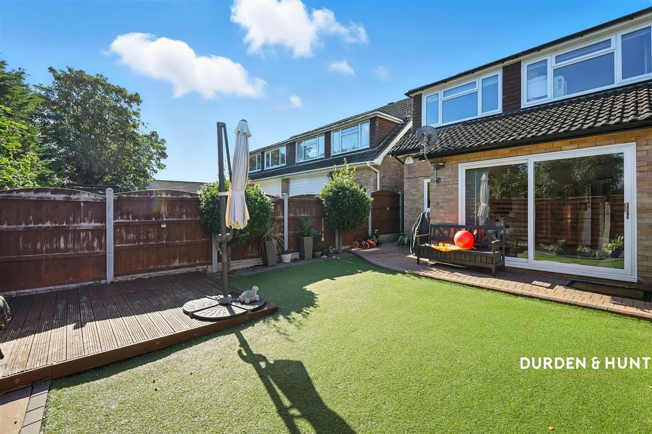 Thorncroft, Hornchurch, RM11, photo 24