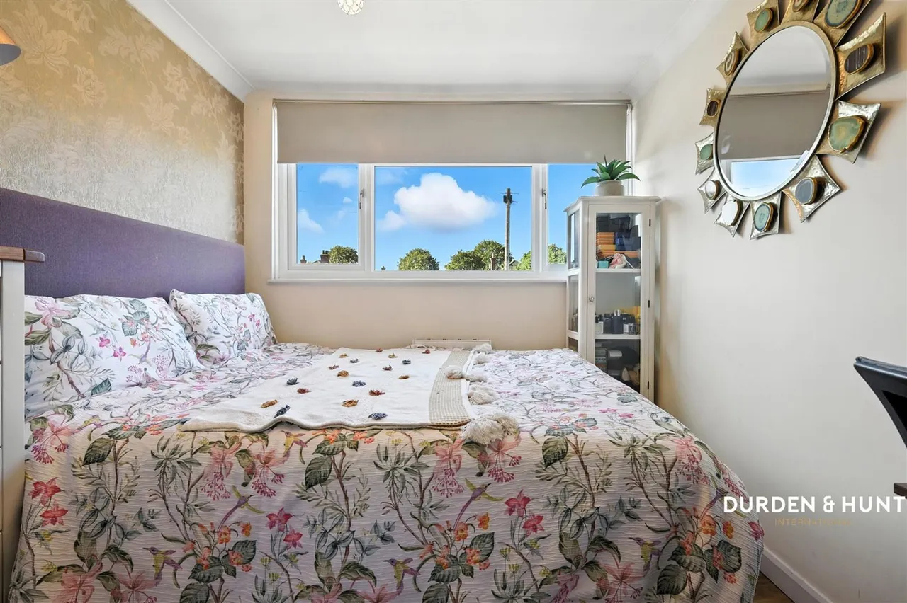 Thorncroft, Hornchurch, RM11, photo 14