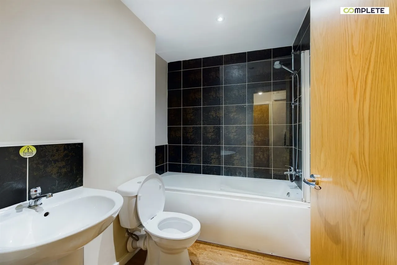 Trafford Plaza, 73 Seymour Grove, Stretford, M16 0UB, photo 5