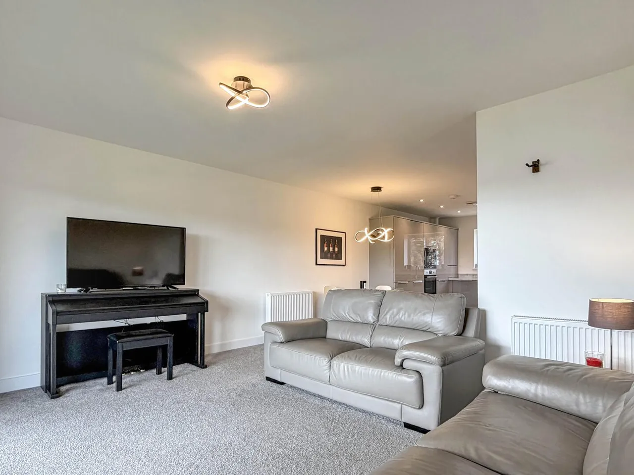 Carnegie Court, Elgin, photo 13